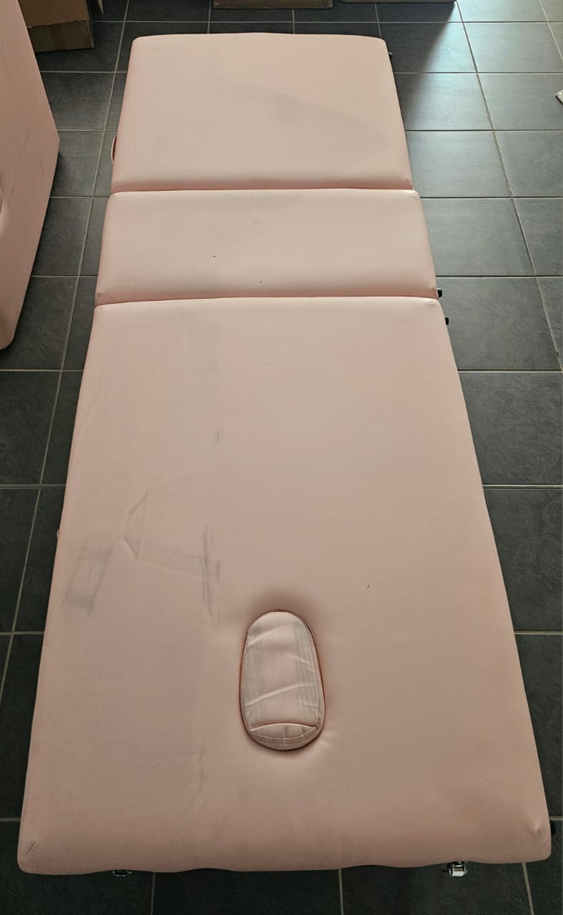 Bella pink portable bed DEMO - Image 2